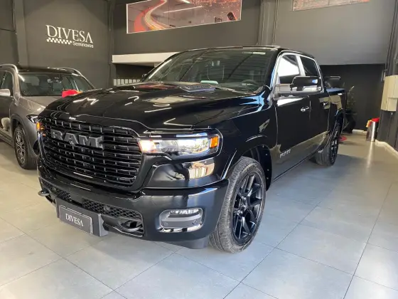 RAM 1500 3.0 HURRICANE 6 BITURBO GASOLINA LARAMIE NIGHT EDITION CD 4X4 AUTOMÁTICO