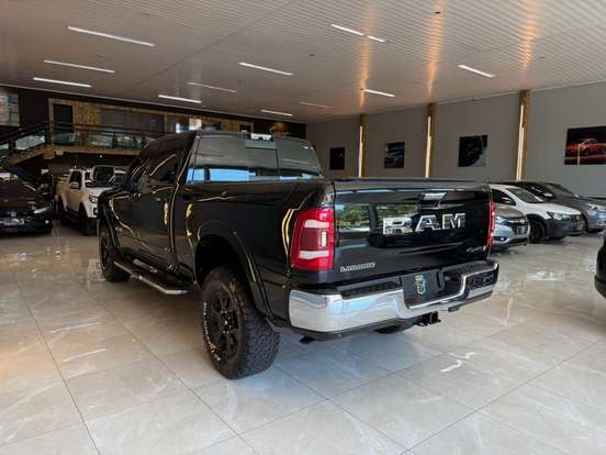 RAM-2500-6.7 I6 TURBO DIESEL LARAMIE CD 4X4 AUTOMÁTICO RAM-2500-2020