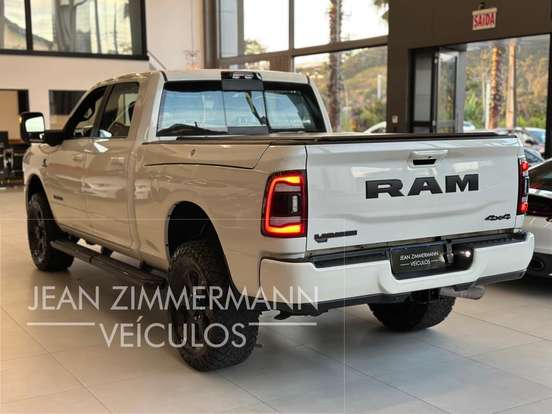 RAM-2500-6.7 I6 TURBO DIESEL LARAMIE NIGHT EDITION CD 4X4 AUTOMÁTICO RAM-2500-2024