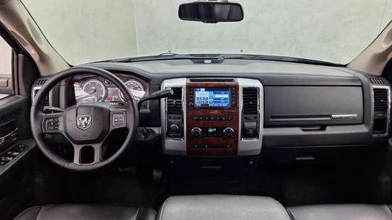 RAM-2500-6.7 LARAMIE 4X4 CD I6 TURBO DIESEL 4P AUTOMÁTICO RAM-2500-2012