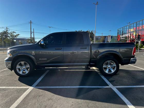 RAM 1500 5.7 V8 GASOLINA LIMITED CD 4X4 AUTOMÁTICO