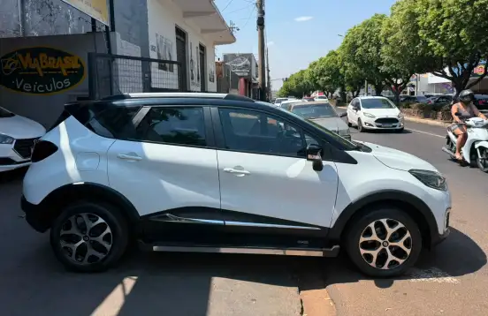 RENAULT-CAPTUR-1.6 16V SCE FLEX LIFE X-TRONIC RENAULT-CAPTUR-2018