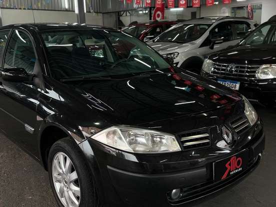 RENAULT-MEGANE-1.6 DYNAMIQUE 16V FLEX 4P MANUAL RENAULT-MEGANE-2011