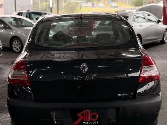 RENAULT-MEGANE-1.6 DYNAMIQUE 16V FLEX 4P MANUAL RENAULT-MEGANE-2011