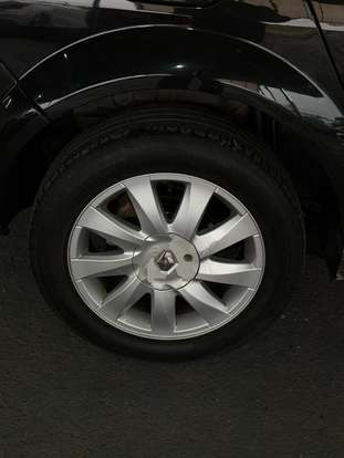 RENAULT-MEGANE-2011