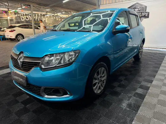 RENAULT SANDERO 1.0 EXPRESSION 16V FLEX 4P MANUAL RENAULT SANDERO 1.0 EXPRESSION 16V FLEX 4P MANUAL