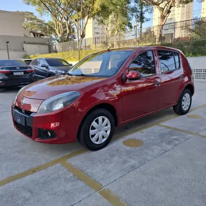 RENAULT SANDERO 1.0 EXPRESSION 16V FLEX 4P MANUAL RENAULT SANDERO 1.0 EXPRESSION 16V FLEX 4P MANUAL