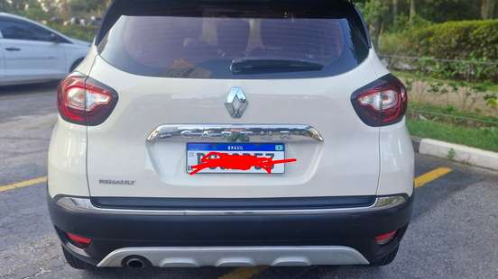 RENAULT-CAPTUR-2017