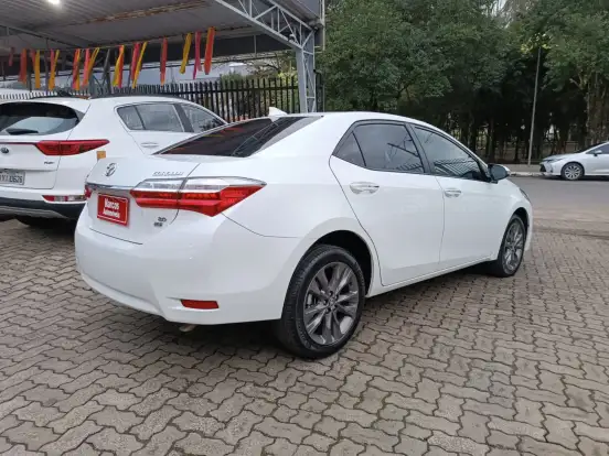 TOYOTA-COROLLA-2017