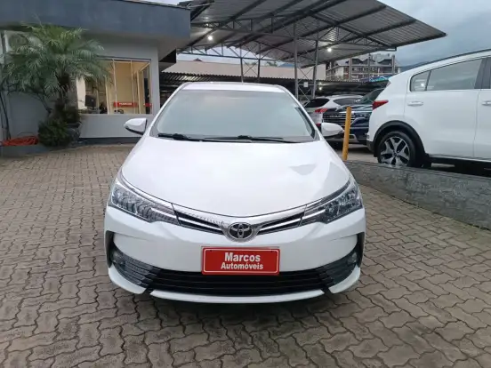 TOYOTA-COROLLA-2017
