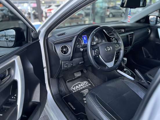 TOYOTA-COROLLA-2019