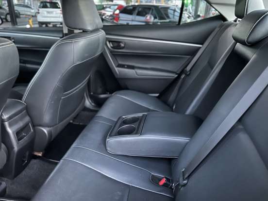 TOYOTA-COROLLA-2019