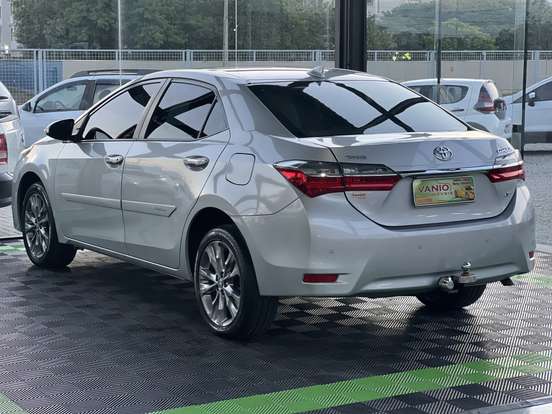 TOYOTA-COROLLA-2019