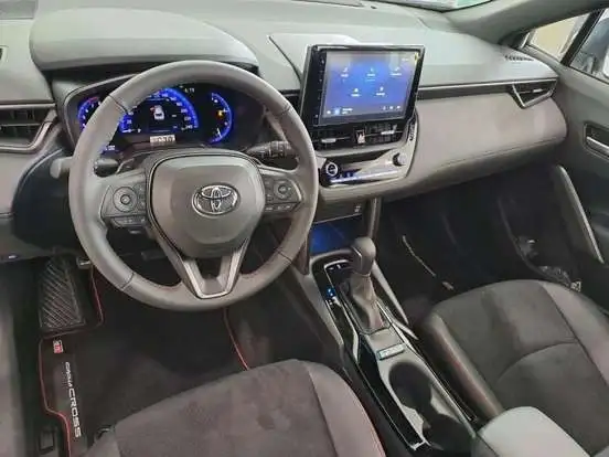 TOYOTA-COROLLA CROSS-2025