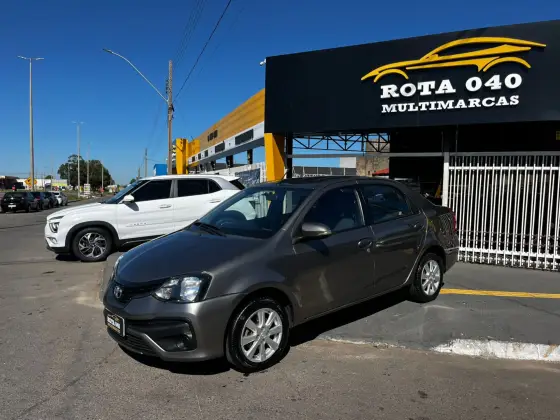 TOYOTA ETIOS 1.5 X PLUS SEDAN 16V FLEX 4P AUTOMÁTICO TOYOTA ETIOS 1.5 X PLUS SEDAN 16V FLEX 4P AUTOMÁTICO