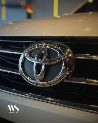 TOYOTA-HILUX SW4-2017