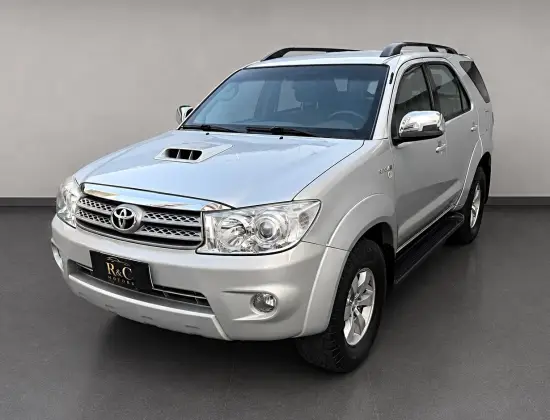 TOYOTA HILUX SW4 3.0 SRV 4X4 16V TURBO INTERCOOLER DIESEL 4P AUTOMÁTICO