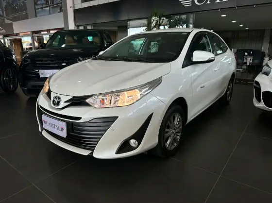 TOYOTA YARIS 1.5 16V FLEX SEDAN XL PLUS TECH MULTIDRIVE TOYOTA YARIS 1.5 16V FLEX SEDAN XL PLUS TECH MULTIDRIVE
