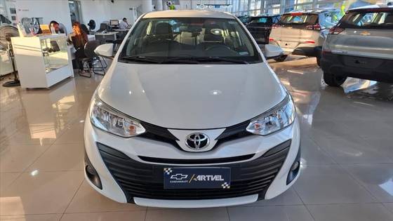 TOYOTA YARIS 1.5 16V FLEX SEDAN XL PLUS TECH MULTIDRIVE