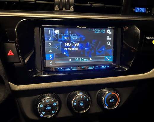 TOYOTA-COROLLA-2015