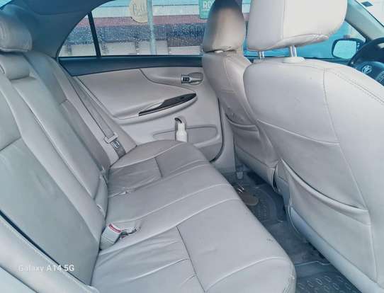 TOYOTA-COROLLA-2012