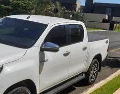 TOYOTA HILUX 2.8 SRV 4X4 CD 16V DIESEL 4P AUTOMÁTICO TOYOTA HILUX 2.8 SRV 4X4 CD 16V DIESEL 4P AUTOMÁTICO