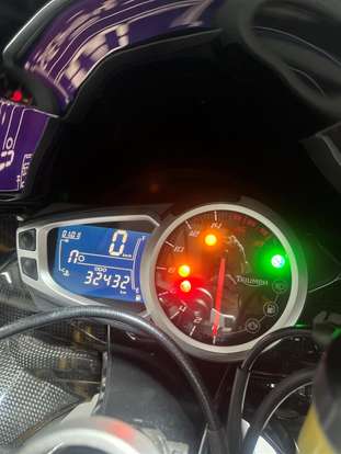 TRIUMPH-DAYTONA 675R ABS-2016