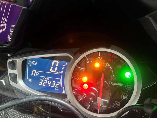 TRIUMPH-DAYTONA 675R ABS TRIUMPH-DAYTONA 675R ABS-2016