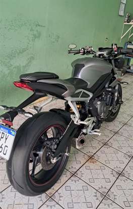 TRIUMPH-STREET TRIPLE 765 RS TRIUMPH-STREET TRIPLE 765 RS-2018