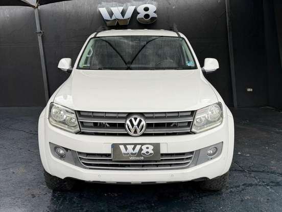 VOLKSWAGEN-AMAROK-2014
