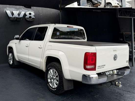 VOLKSWAGEN-AMAROK-2014