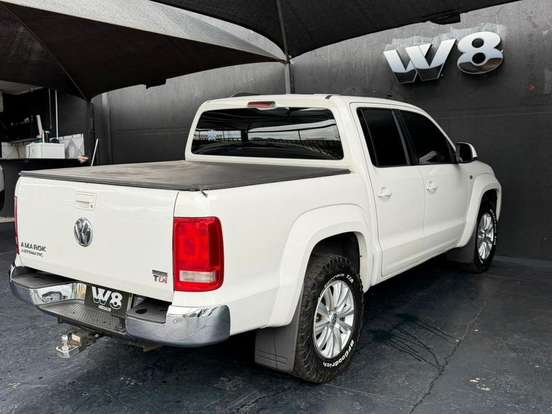 VOLKSWAGEN-AMAROK-2.0 HIGHLINE 4X4 CD 16V TURBO INTERCOOLER DIESEL 4P AUTOMÁTICO VOLKSWAGEN-AMAROK-2014