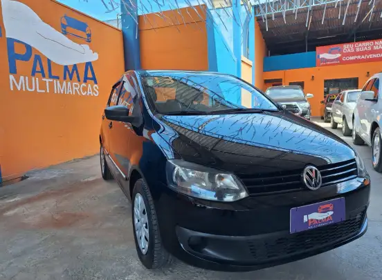 VOLKSWAGEN-FOX-2012