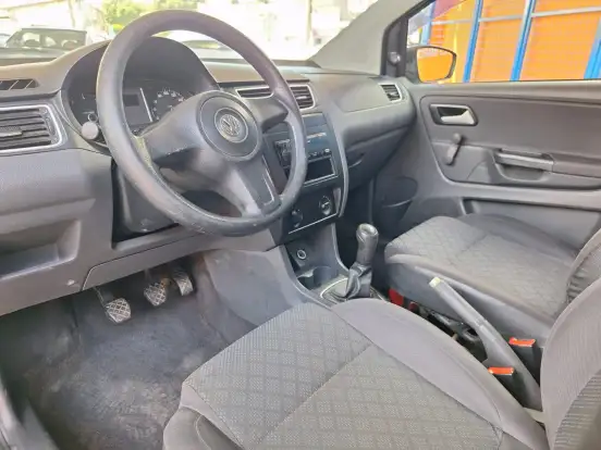 VOLKSWAGEN-FOX-1.0 MI 8V FLEX 4P MANUAL VOLKSWAGEN-FOX-2012