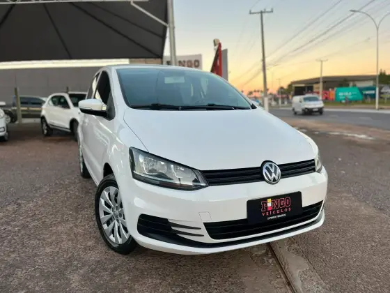 VOLKSWAGEN FOX 1.0 MPI TRENDLINE 12V FLEX 4P MANUAL VOLKSWAGEN FOX 1.0 MPI TRENDLINE 12V FLEX 4P MANUAL