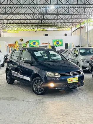 VOLKSWAGEN FOX 1.6 MI ROCK IN RIO 8V FLEX 4P MANUAL VOLKSWAGEN FOX 1.6 MI ROCK IN RIO 8V FLEX 4P MANUAL