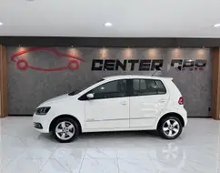 VOLKSWAGEN FOX 1.6 MSI HIGHLINE 16V FLEX 4P MANUAL VOLKSWAGEN FOX 1.6 MSI HIGHLINE 16V FLEX 4P MANUAL