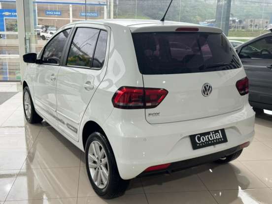VOLKSWAGEN-FOX-1.6 MSI TOTAL FLEX CONNECT 4P MANUAL VOLKSWAGEN-FOX-2021