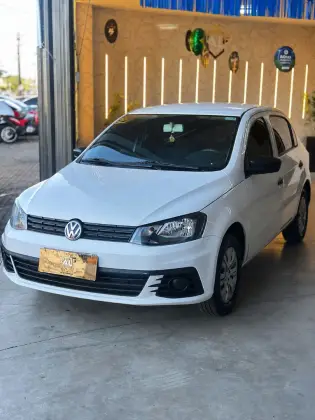 VOLKSWAGEN GOL 1.6 MSI TOTALFLEX COMFORTLINE 4P MANUAL VOLKSWAGEN GOL 1.6 MSI TOTALFLEX COMFORTLINE 4P MANUAL