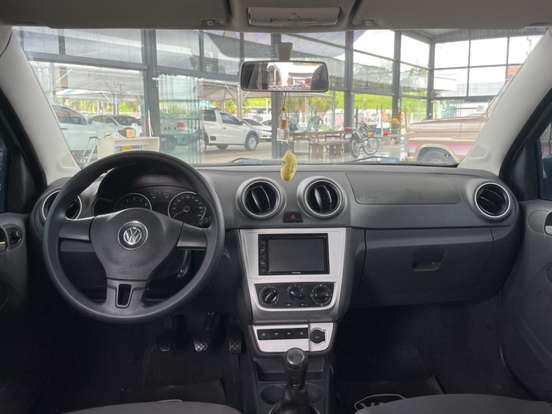 VOLKSWAGEN-GOL-2015