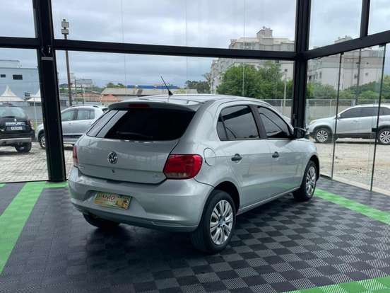 VOLKSWAGEN-GOL-2015