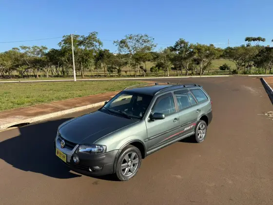 VOLKSWAGEN PARATI 1.8 MI SURF 8V FLEX 4P MANUAL G.IV VOLKSWAGEN PARATI 1.8 MI SURF 8V FLEX 4P MANUAL G.IV