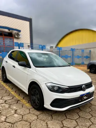VOLKSWAGEN POLO 1.0 MPI TRACK MANUAL VOLKSWAGEN POLO 1.0 MPI TRACK MANUAL