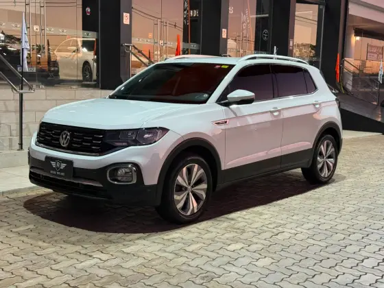 VOLKSWAGEN T-CROSS 1.4 250 TSI TOTAL FLEX HIGHLINE AUTOMÁTICO VOLKSWAGEN T-CROSS 1.4 250 TSI TOTAL FLEX HIGHLINE AUTOMÁTICO
