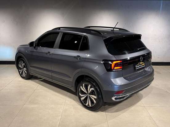 VOLKSWAGEN-T-CROSS-2023