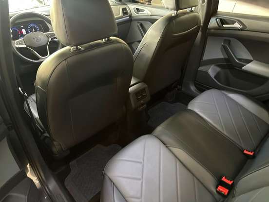 VOLKSWAGEN-T-CROSS-2024