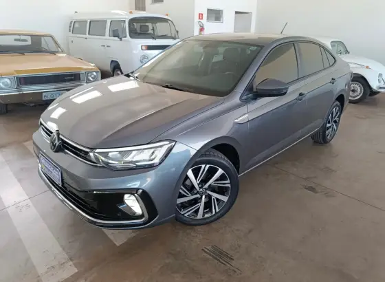 VOLKSWAGEN VIRTUS 1.0 200 TSI HIGHLINE AUTOMÁTICO