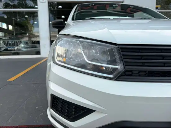VOLKSWAGEN-VOYAGE-2022