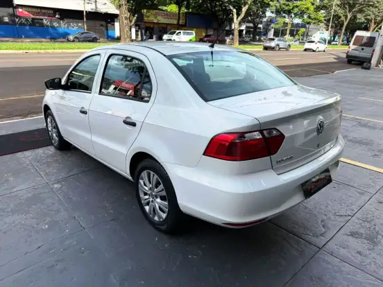 VOLKSWAGEN-VOYAGE-2022