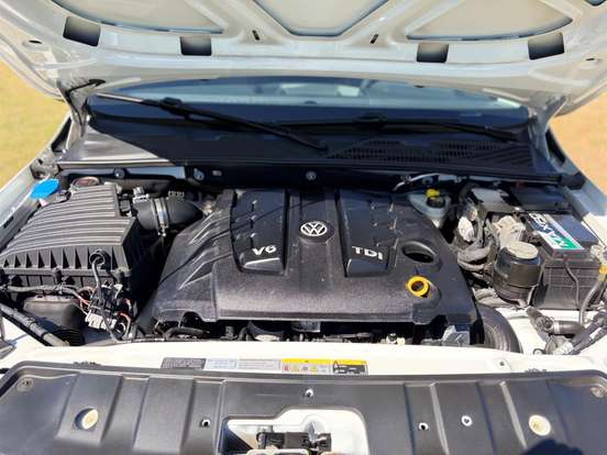 VOLKSWAGEN-AMAROK-2023